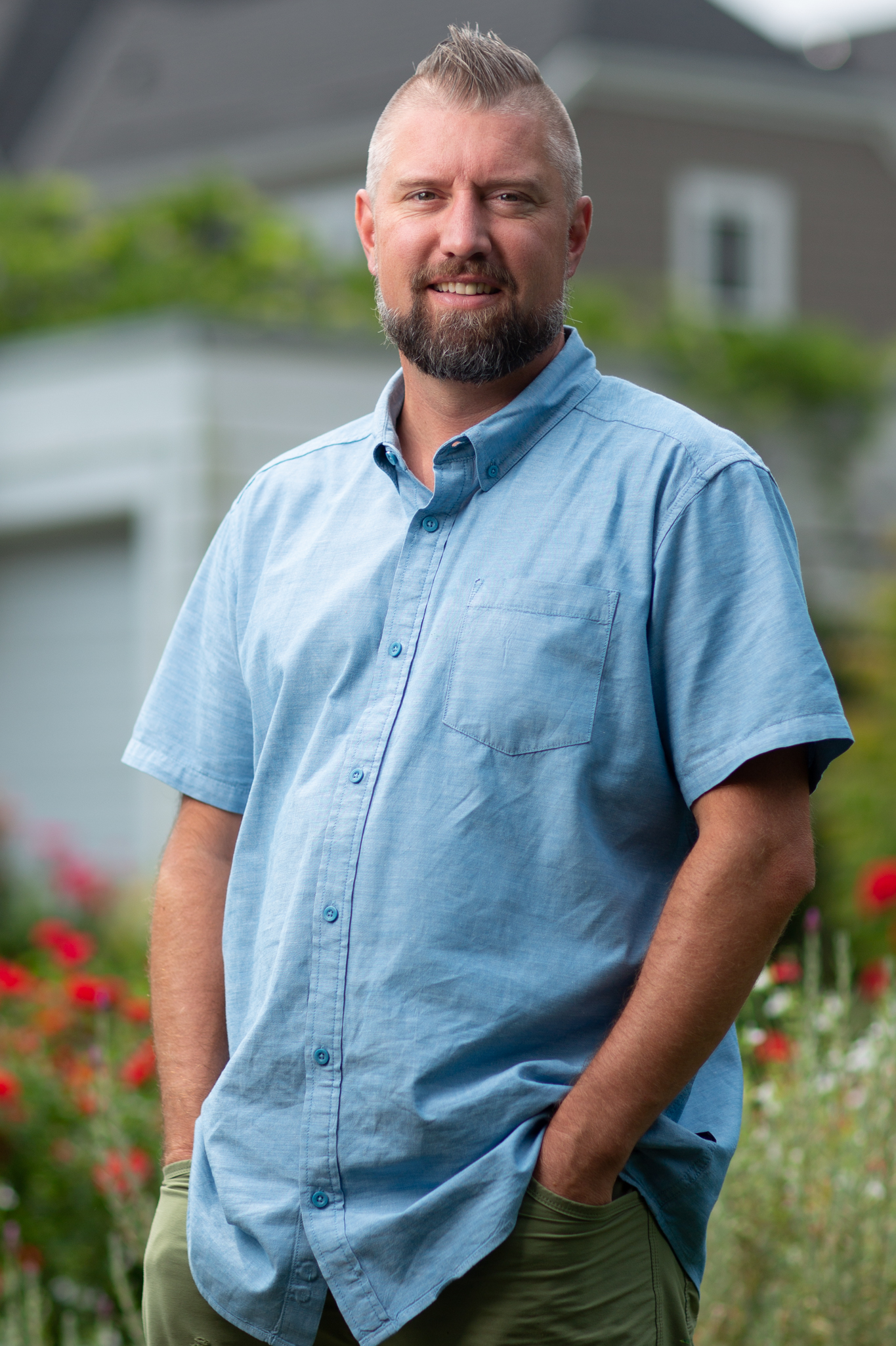 Andrew Trelstad is a family, couples, and children counselor based in Northeast Portland